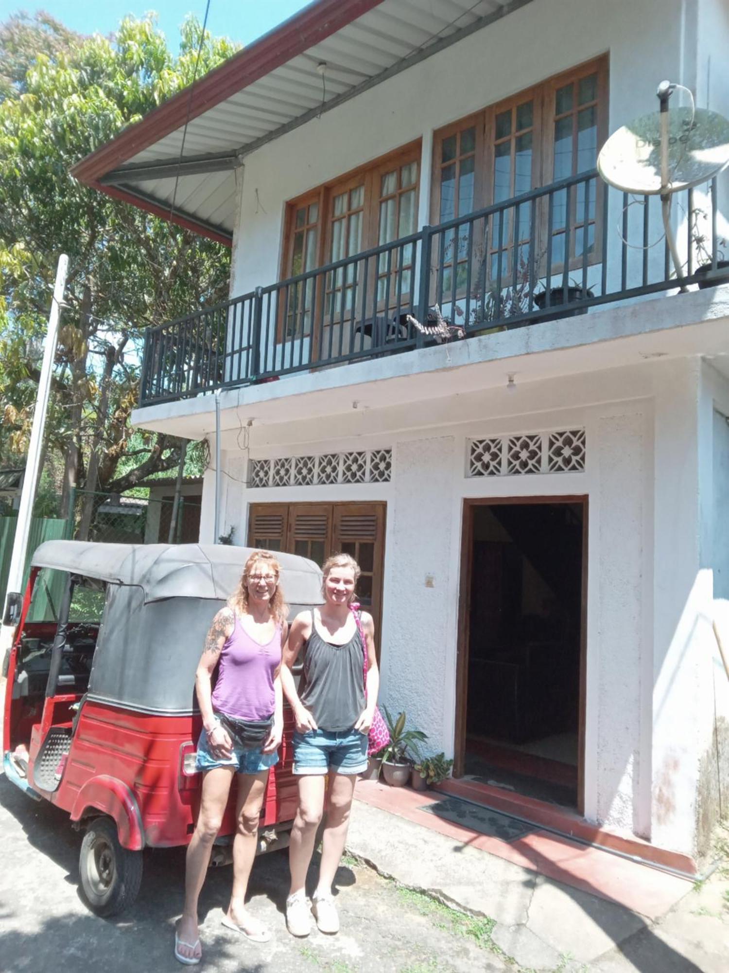 Trinish Homestay ฮัตตอน ภายนอก รูปภาพ