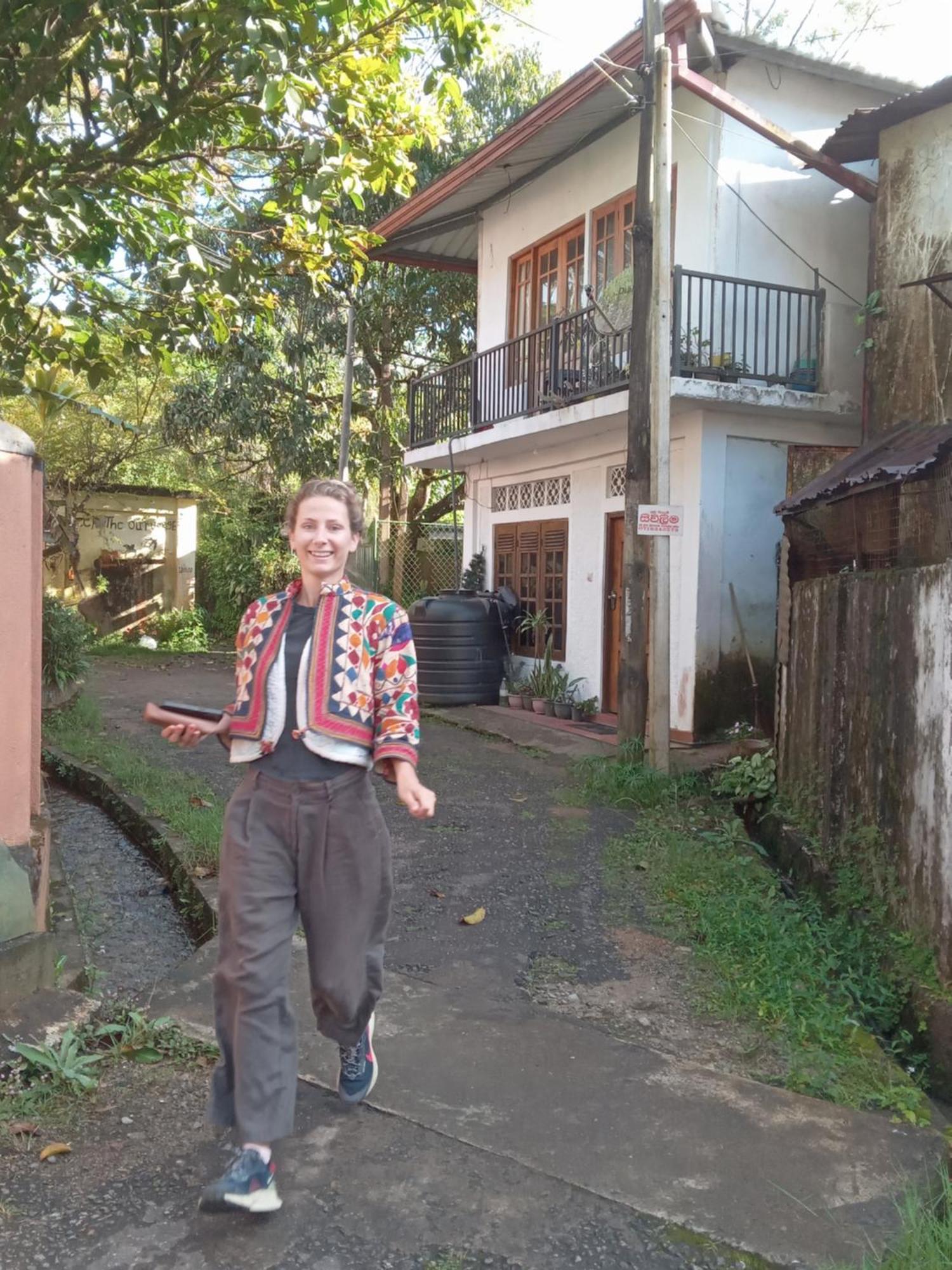 Trinish Homestay ฮัตตอน ภายนอก รูปภาพ