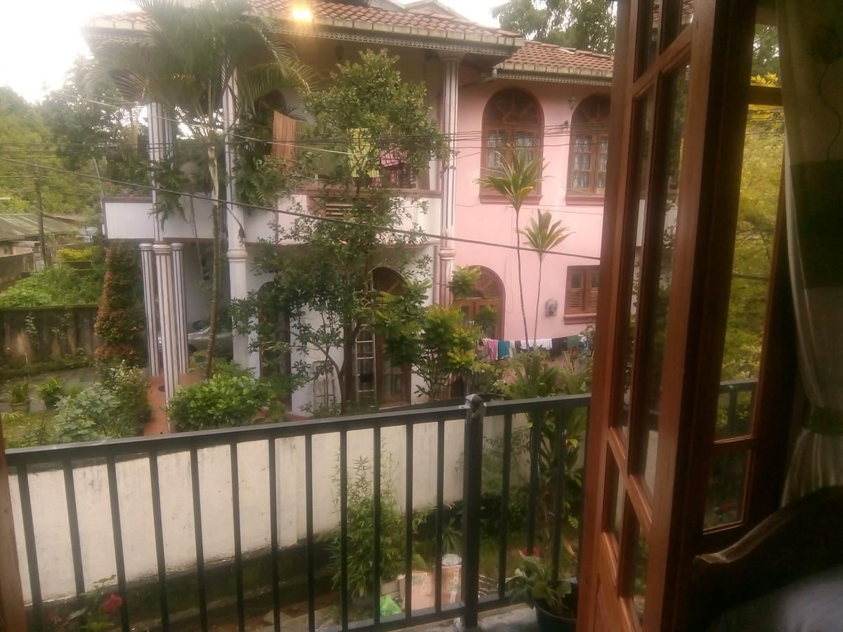 Trinish Homestay ฮัตตอน ภายนอก รูปภาพ